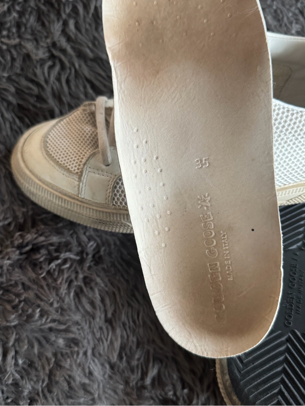 Golden Goose Cream and White Low-Top Sneaker - Picture 7 of 9